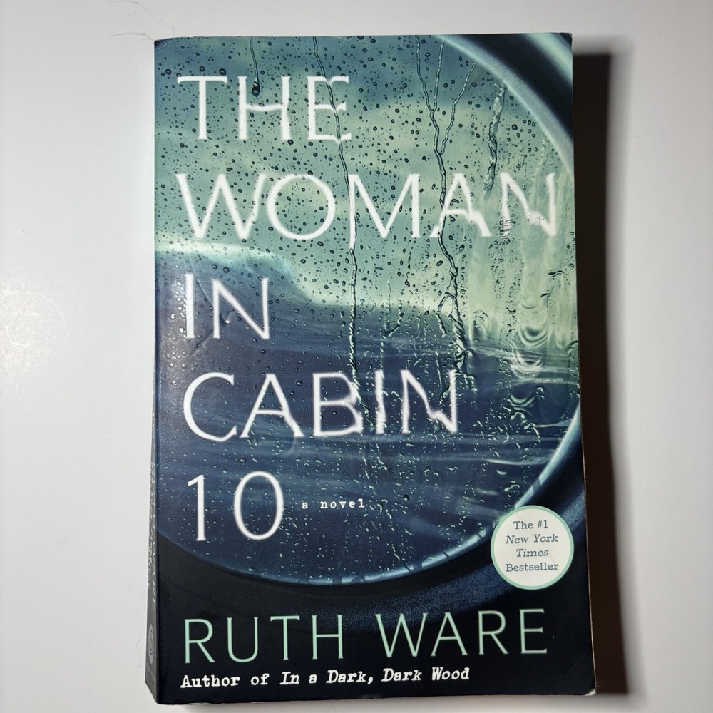 Woman in Cabin 10 by Ruth Ware (2017, Trade Paperback)
